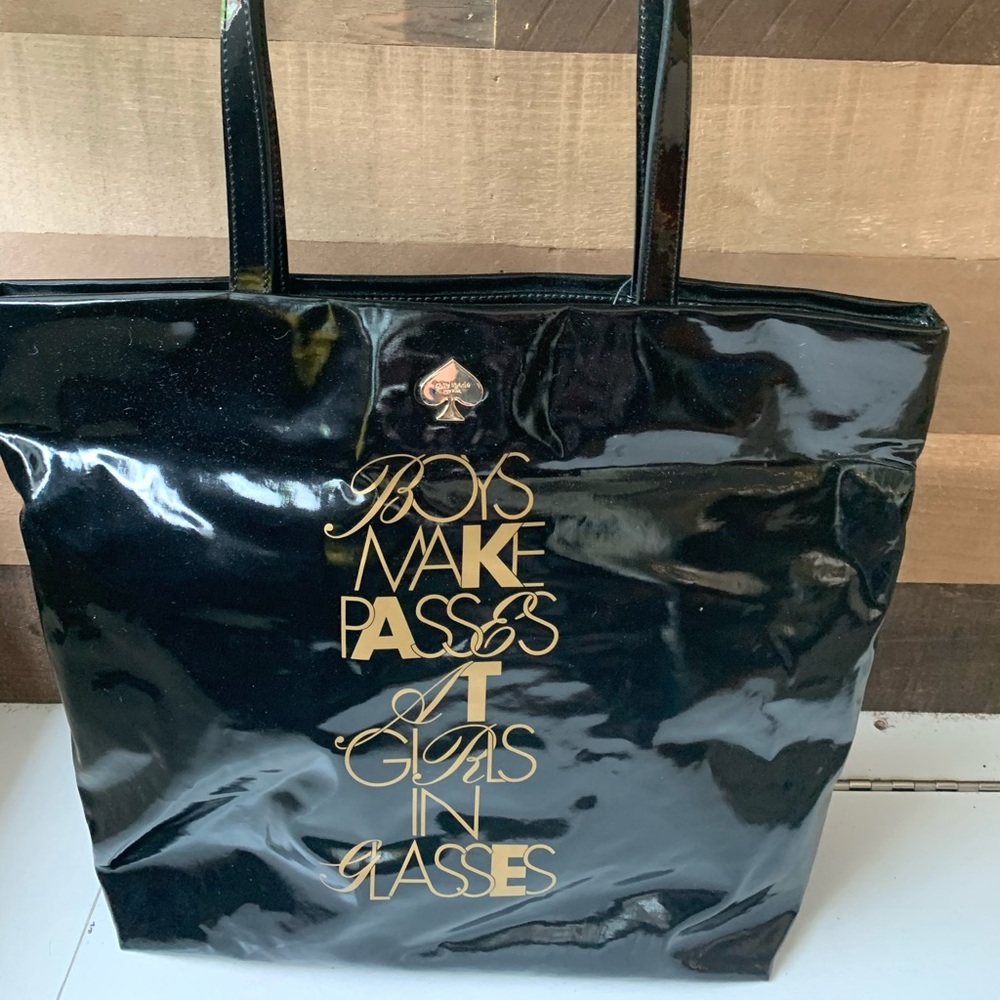 Kate Spade bag in great condition.